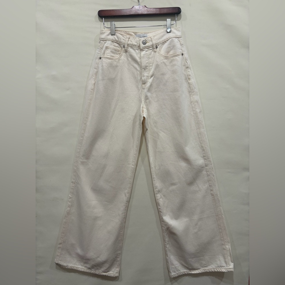 LOFT Ecru Wide Leg Jeans - Size 25